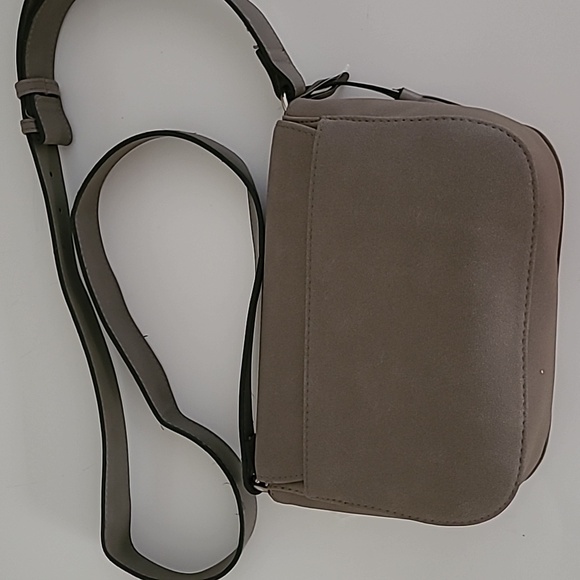 Gray Studded Saddle Crossbody/Shoulder Bag NWT - Picture 8 of 16